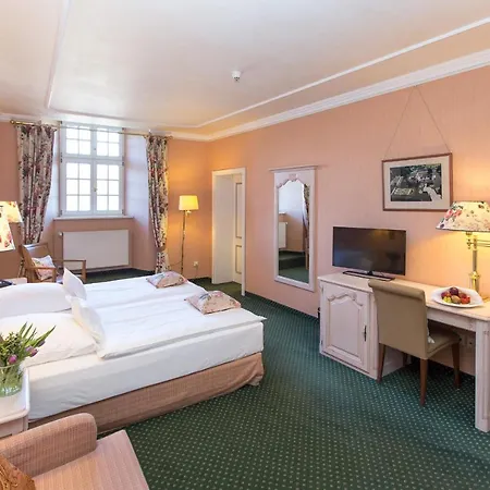 Romantik Parkhotel Wasserburg Anholt فندق